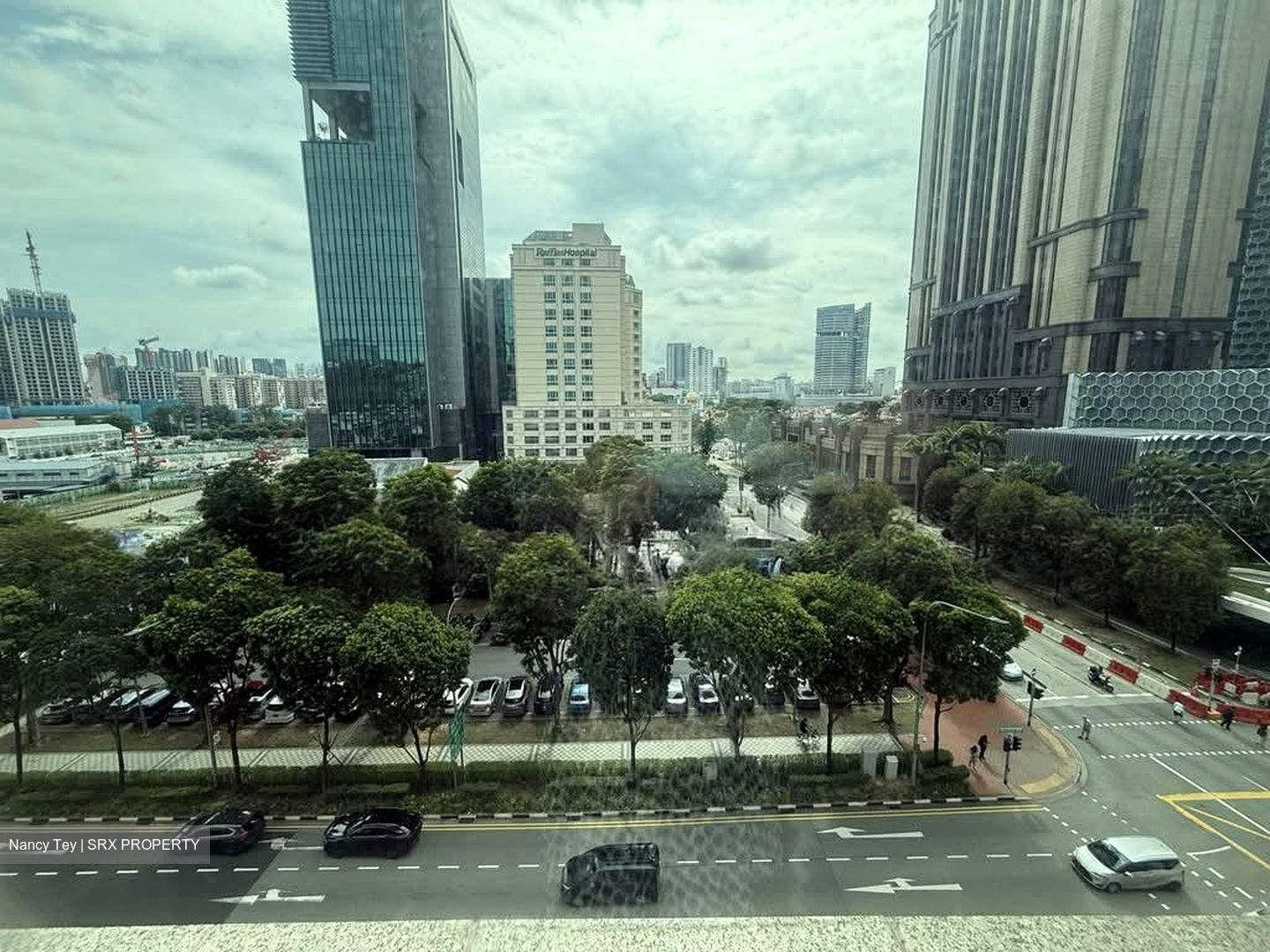 Bugis Junction (D7), Office #572117071